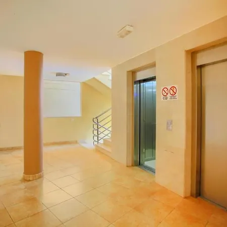 Paradise Apartament Sea Pool 2 Апартаменты Адехе